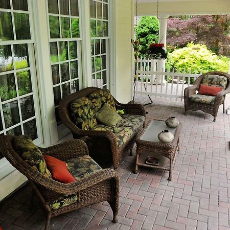 A Walk In The Woods Bed And Breakfast Southold Buitenkant foto